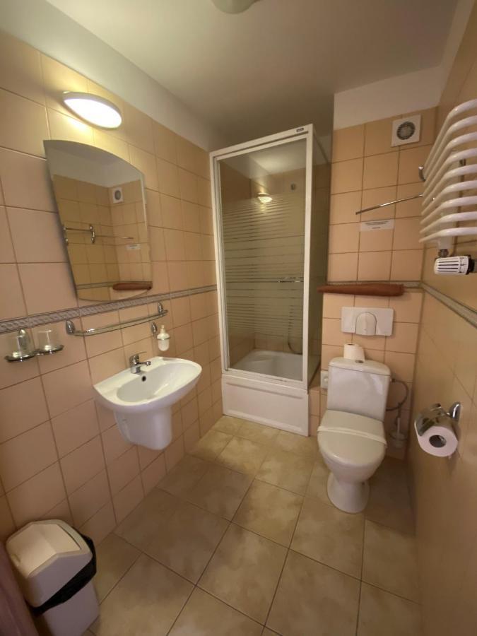 Ośrodek Wrzosowa Góra - pokoje Ruciane-Nida Exterior foto