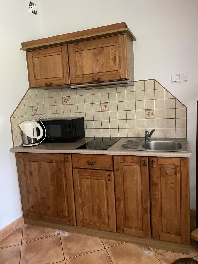 Ośrodek Wrzosowa Góra - pokoje Ruciane-Nida Exterior foto