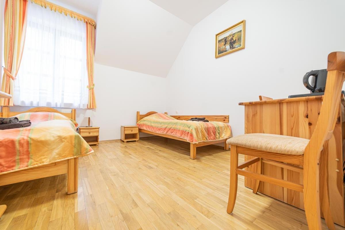 Ośrodek Wrzosowa Góra - pokoje Ruciane-Nida Exterior foto
