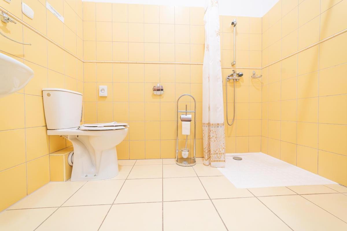Ośrodek Wrzosowa Góra - pokoje Ruciane-Nida Exterior foto